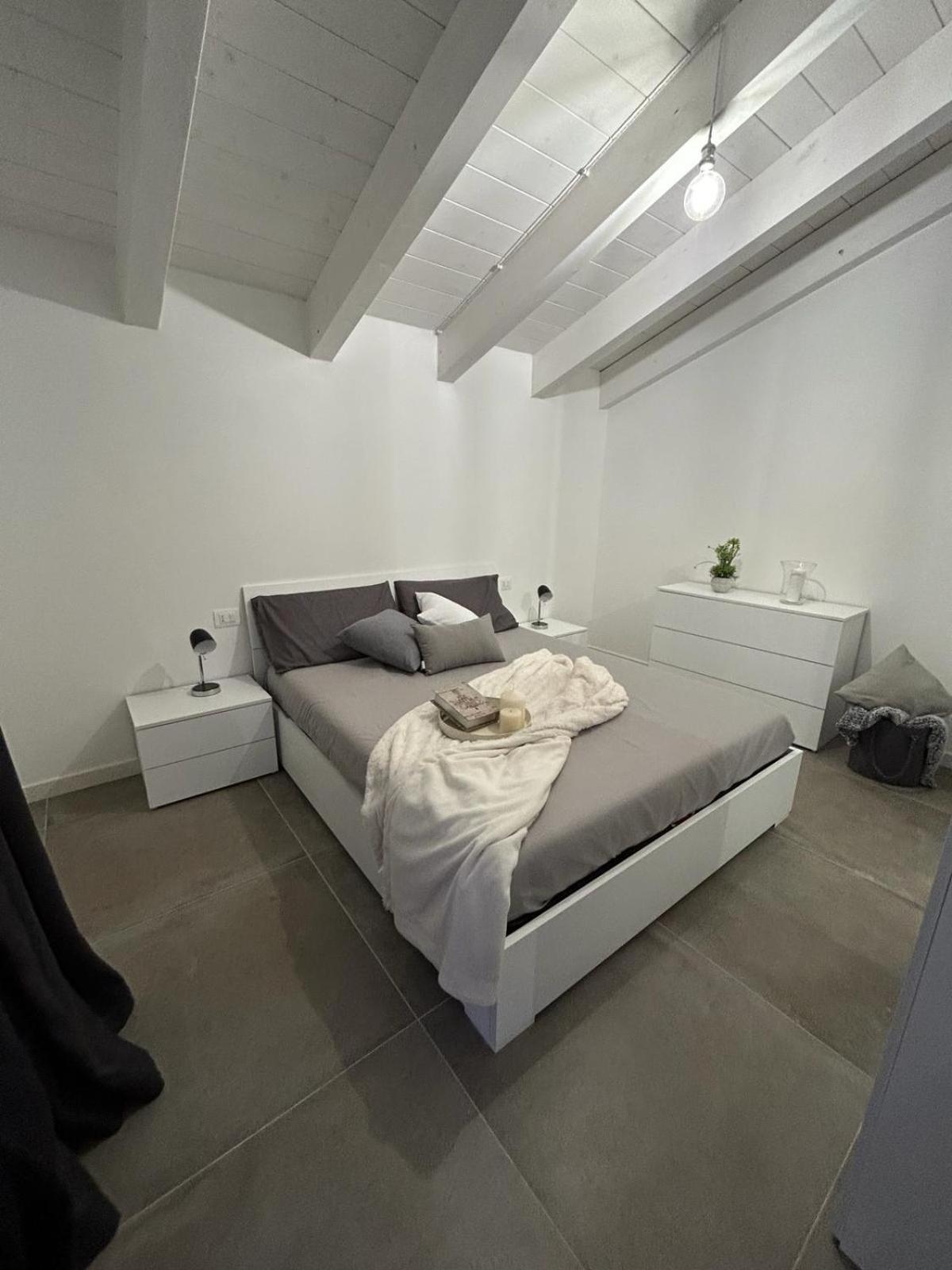 Family House Apartamento Porto Torres Exterior foto